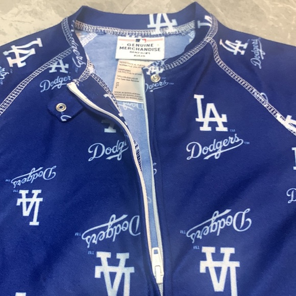 MLB - GENUINE MERCHANDISE - LA Dodgers - Pajamas - Baseball - 2T - Picture 4 of 16